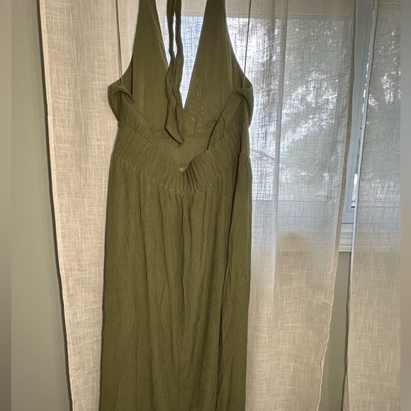 Plunge Halter Maxi Dress NWT ✨Tall✨ - Picture 8 of 8